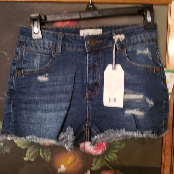 JOLT JEANS DISTRESSED DENIM SHORTS